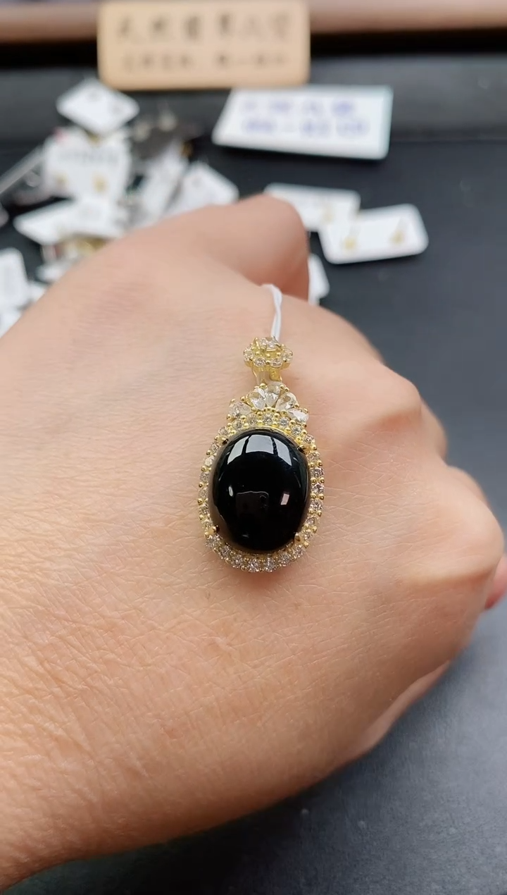 吊坠(赠链)银S925镶嵌翡翠1