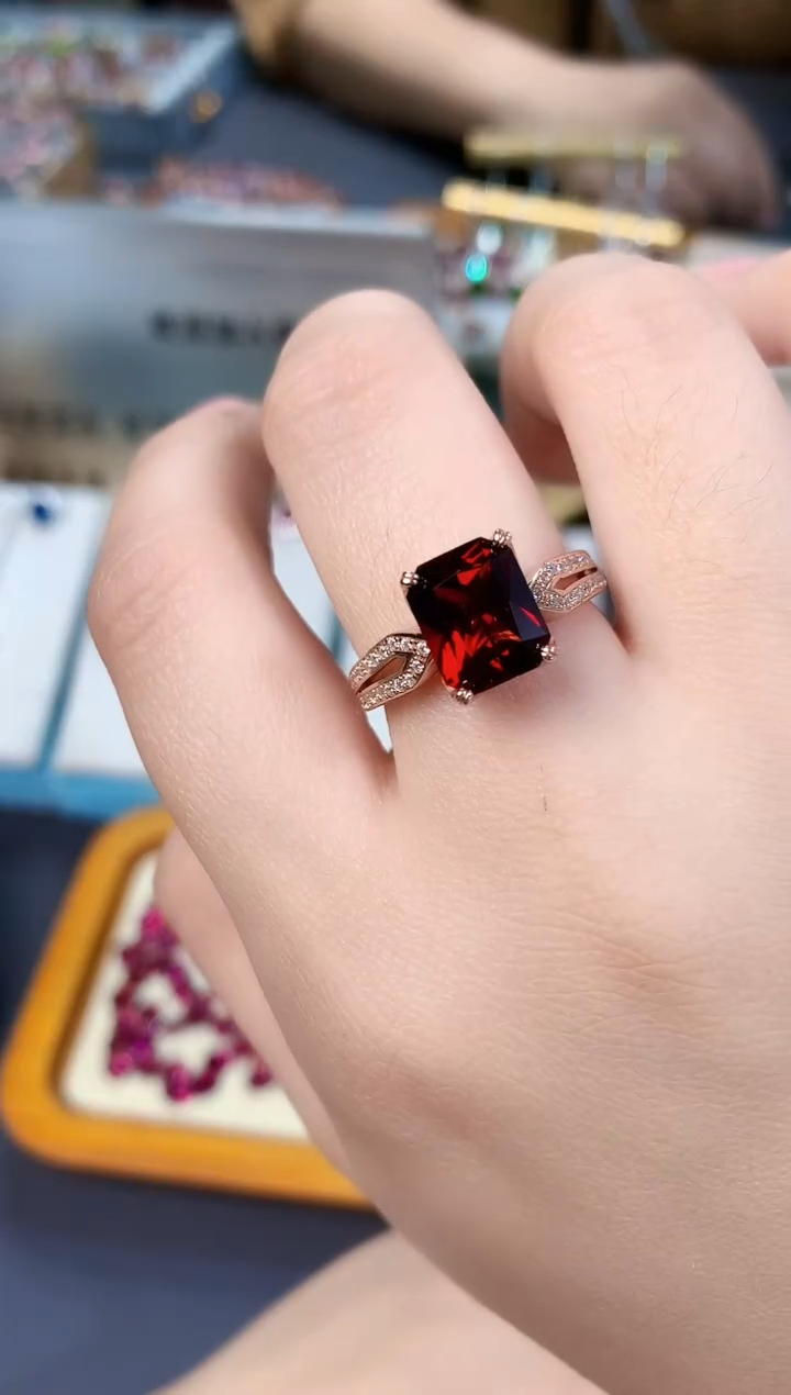 【闪购商品】石榴石戒指银S925镶嵌天然