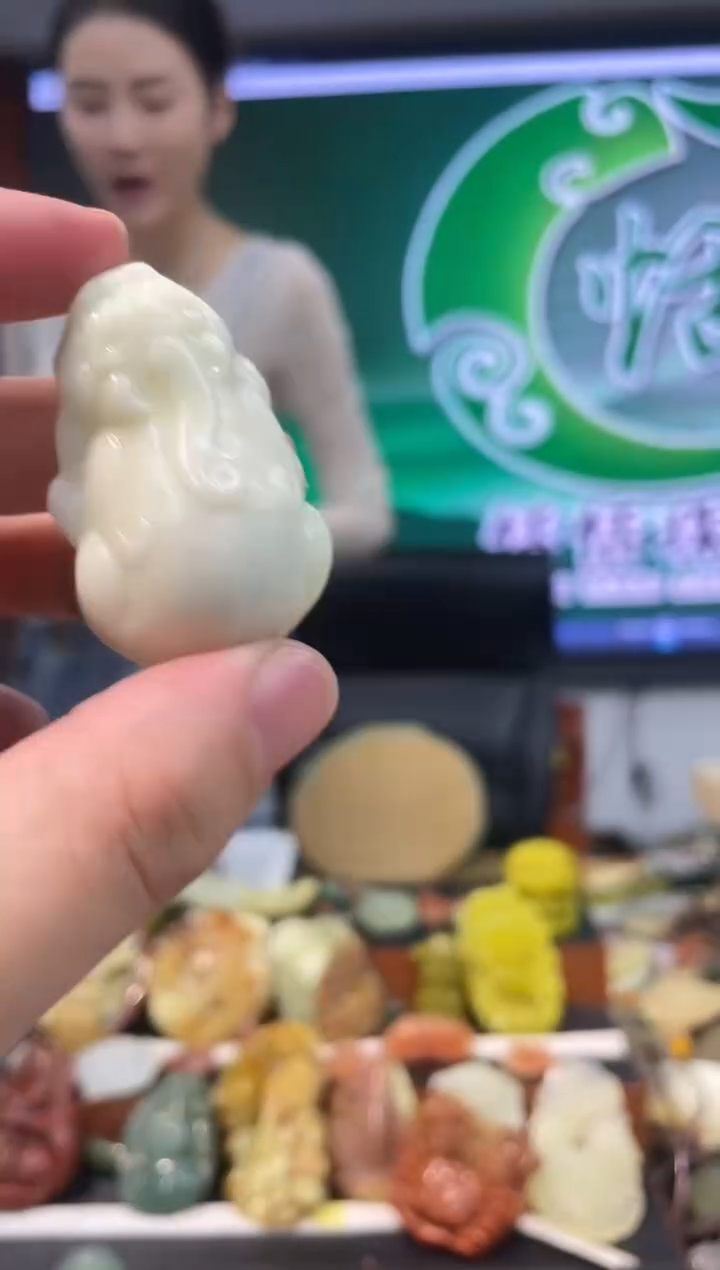 【闪购商品】岫玉吊坠未镶嵌·