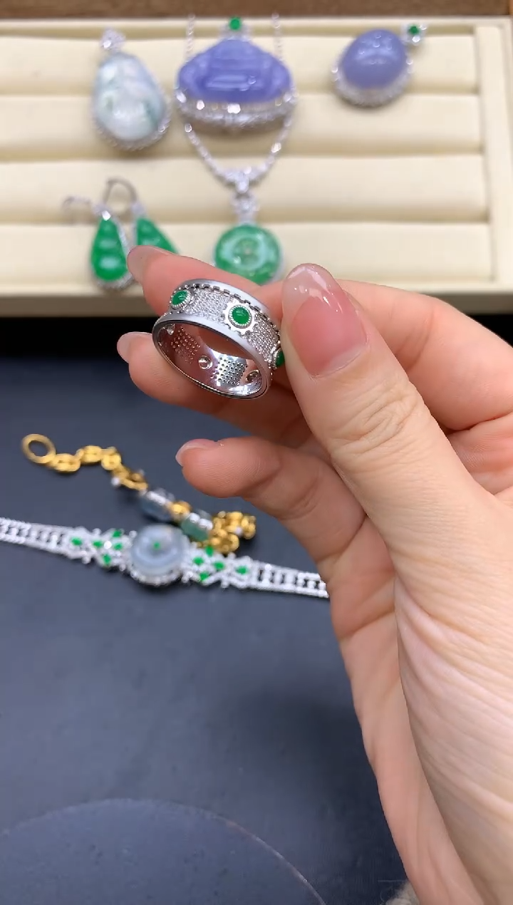 【闪购商品】翡翠戒指18K金镶嵌482-中国好珍宝