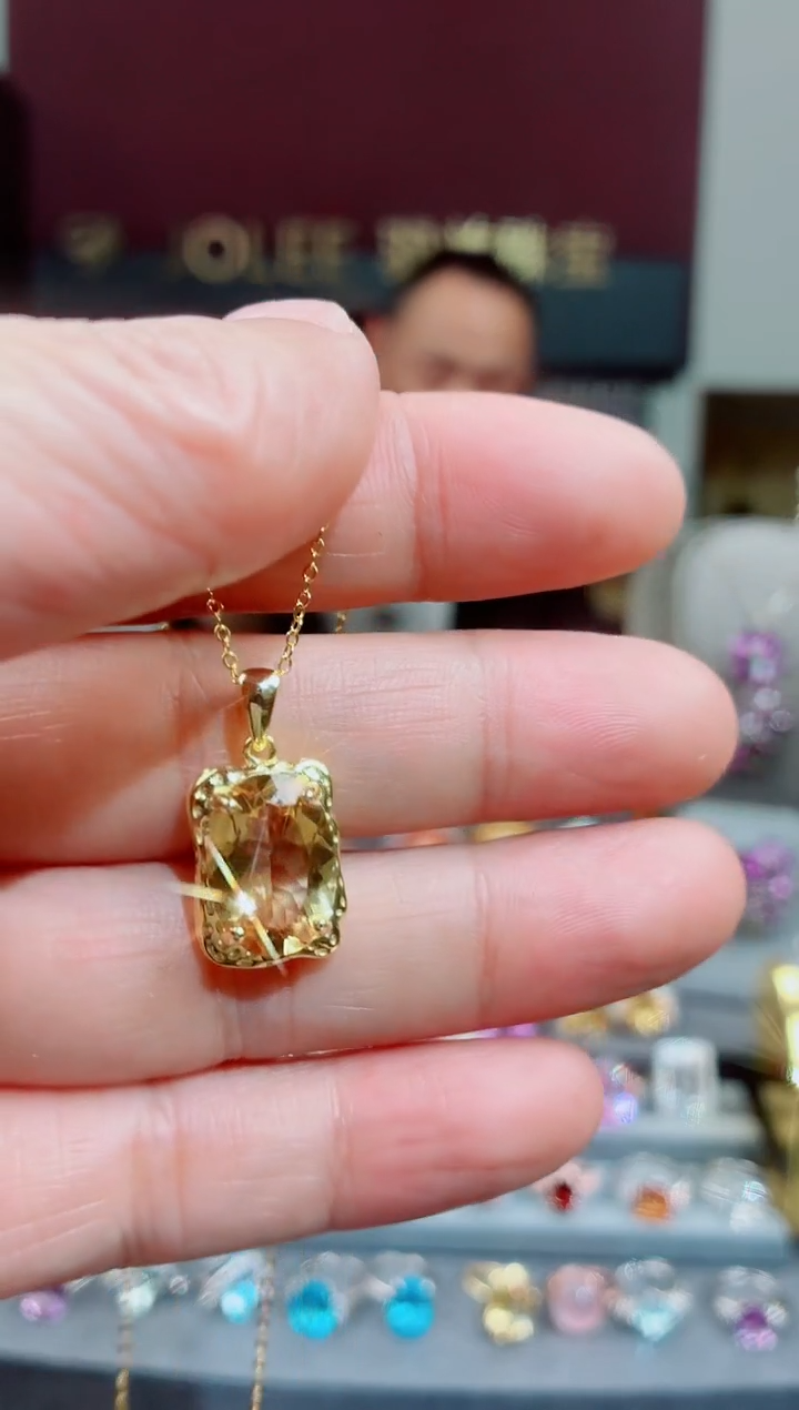 吊坠(赠链)银S925镶嵌黄晶黄晶吊坠