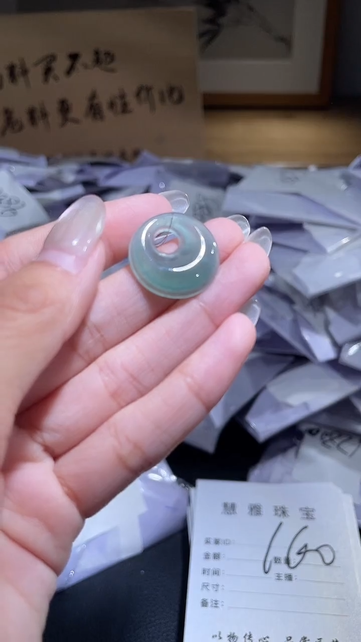 吊坠(不含链)未镶嵌翡翠公主扣