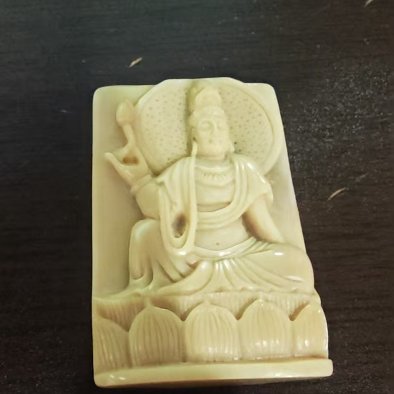 猛犸约47克雕刻件XY1031