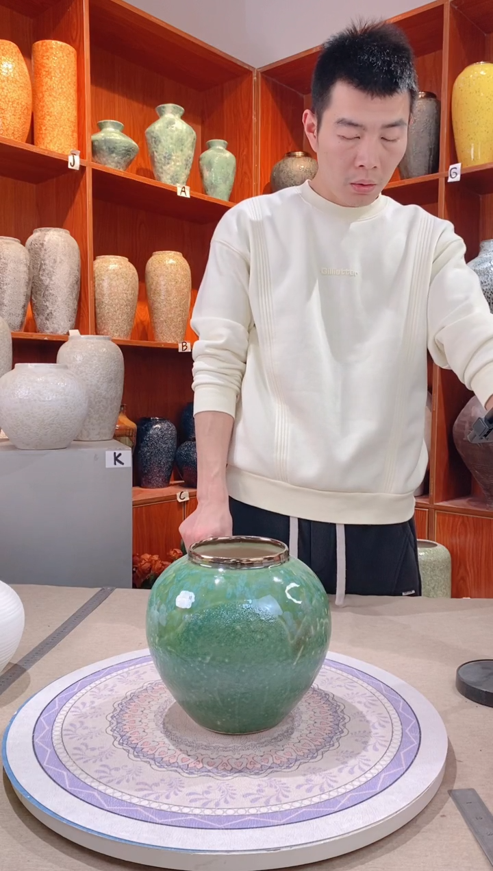 【闪购商品】瓶绿森林 小号 陶瓷花瓶 无花