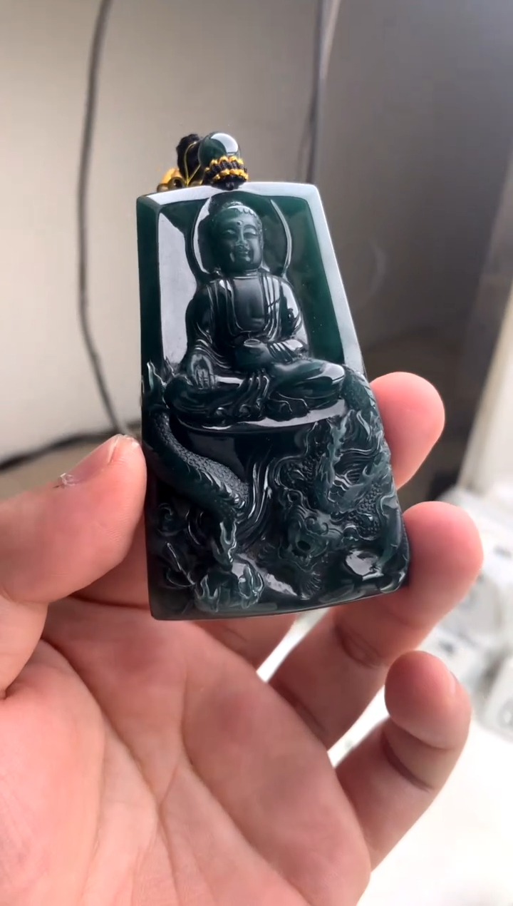 颈饰未镶嵌翡翠阿弥陀佛