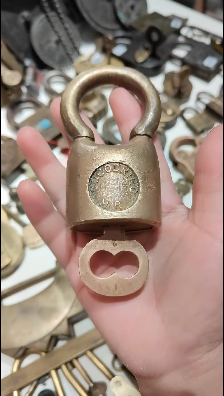 金属古典家居桌面摆件