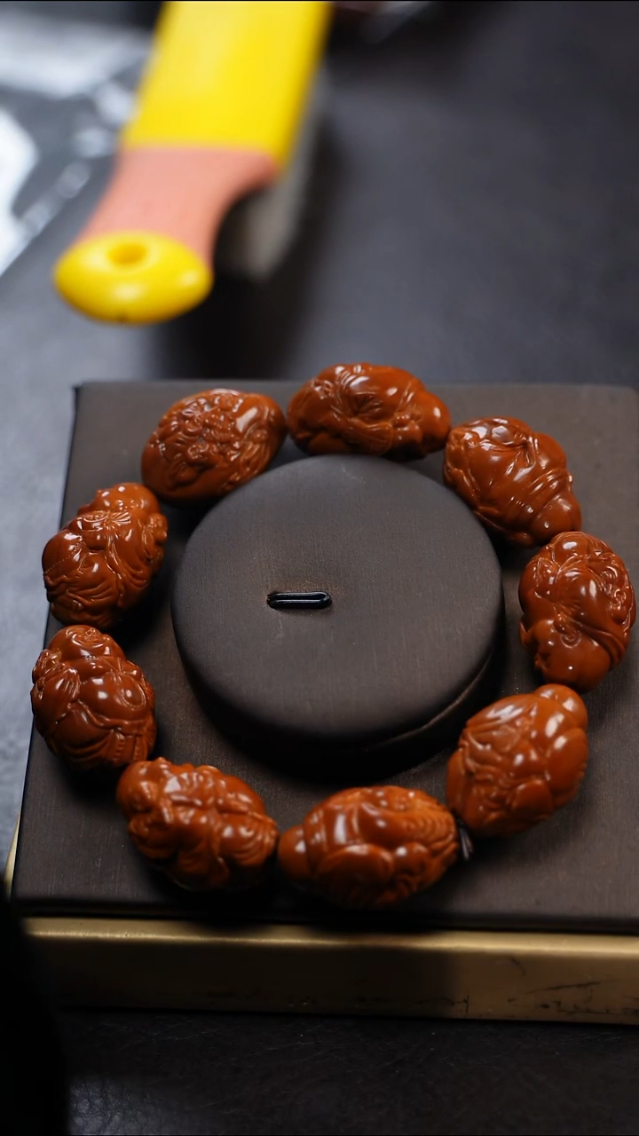 手串/手链橄榄核八万核雕文玩作品