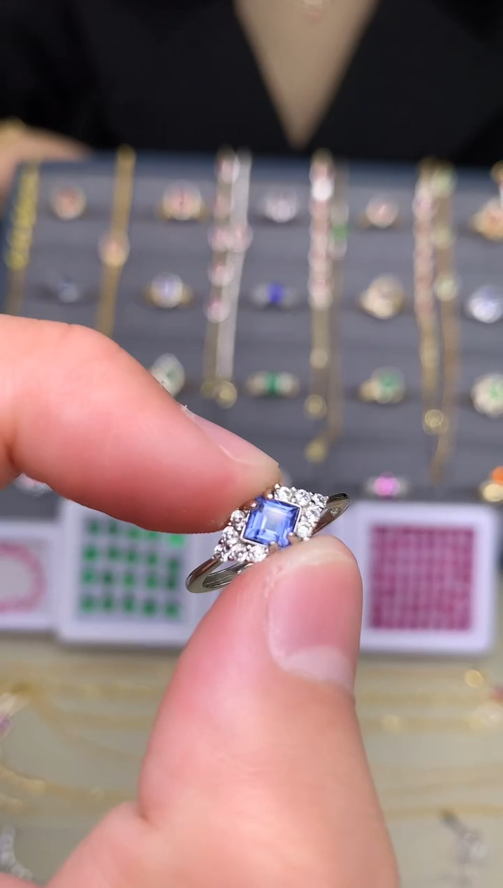 戒指蓝宝石银S925镶嵌戒指
