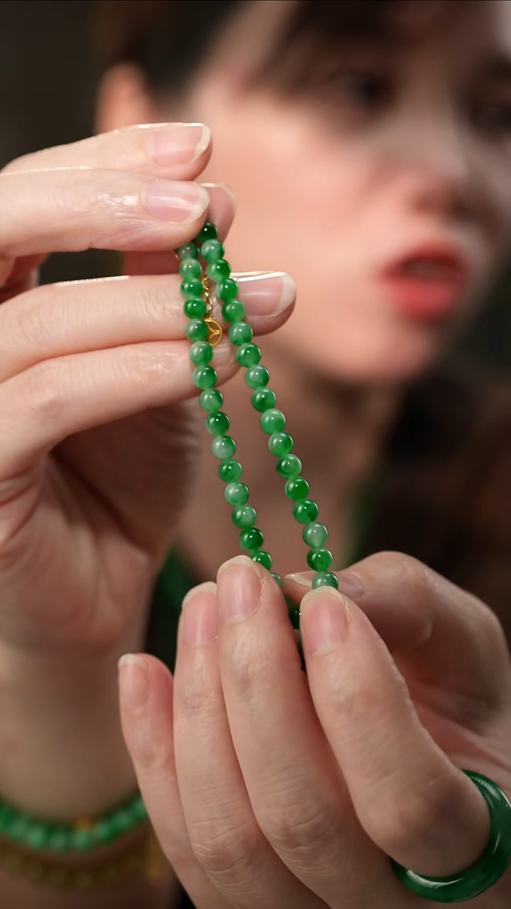 未镶嵌手链翡翠飘绿翡翠圆珠手串