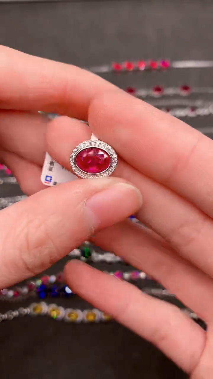 【闪购商品】红宝石颈饰银S925镶嵌.....