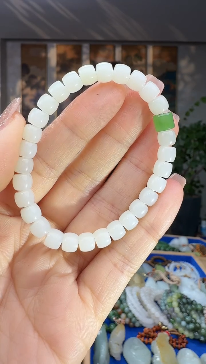 颈饰未镶嵌和田玉拍一发一