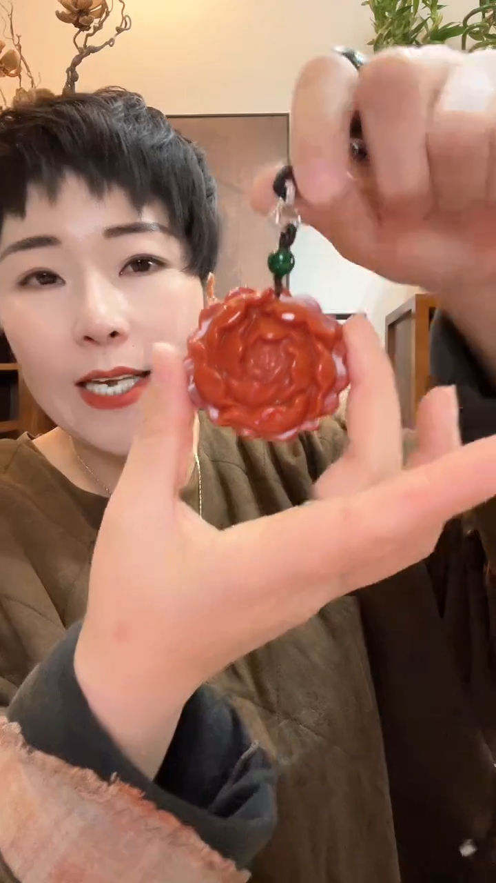 吊坠(赠链)未镶嵌翡翠320