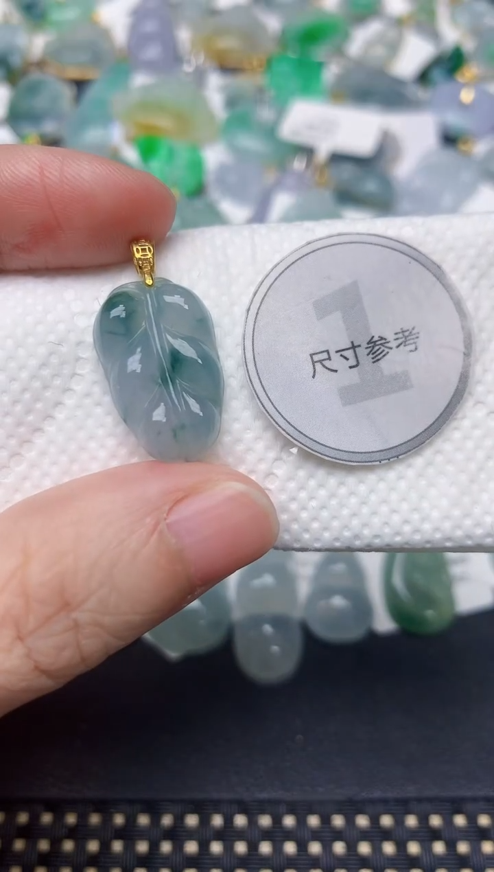 颈饰未镶嵌翡翠天然缅甸A货翡翠