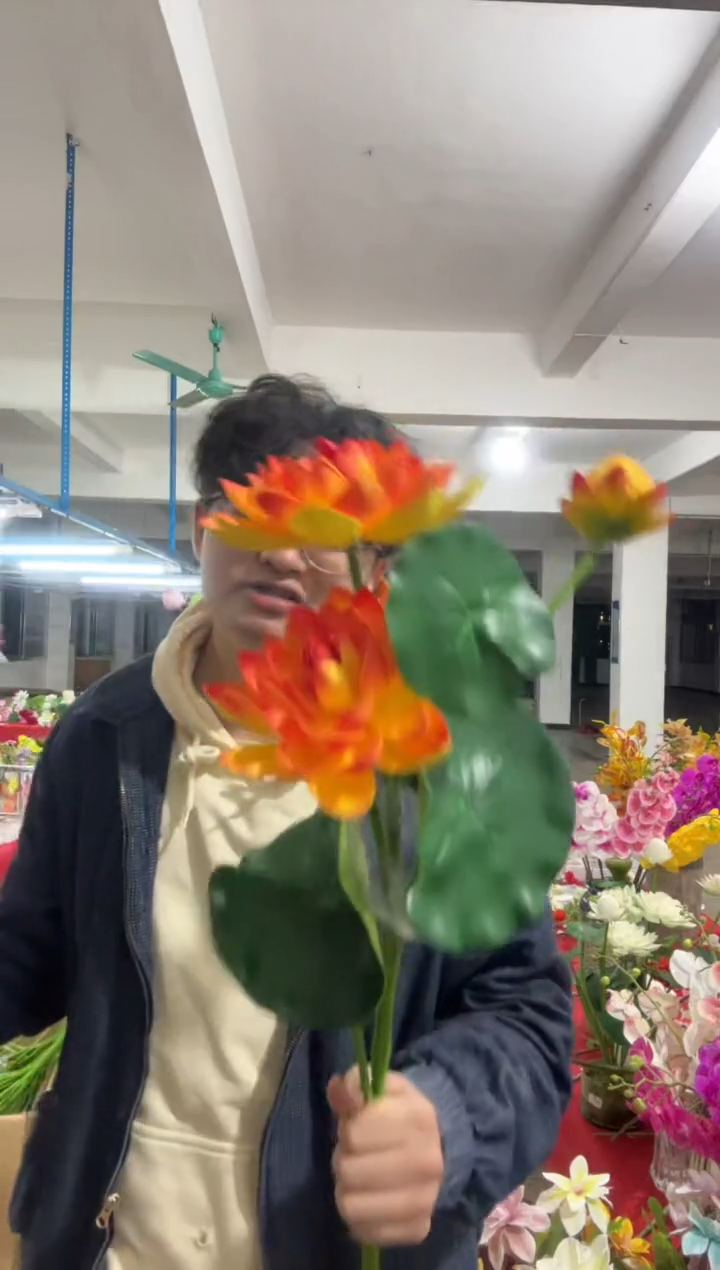 【闪购商品】仿真花朵荷花1束