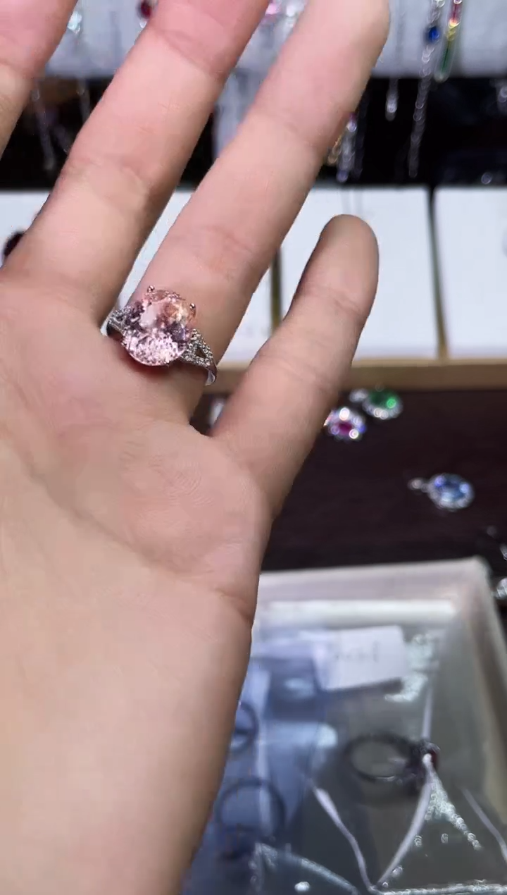 足铂镶嵌合成（培育）红宝石戒指/指环日出粉戒指