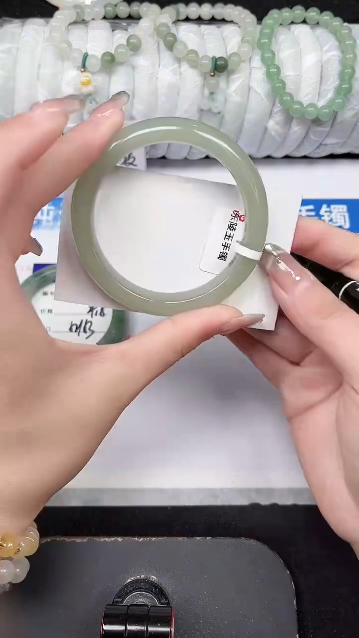 未镶嵌手镯石英质玉115-54/55