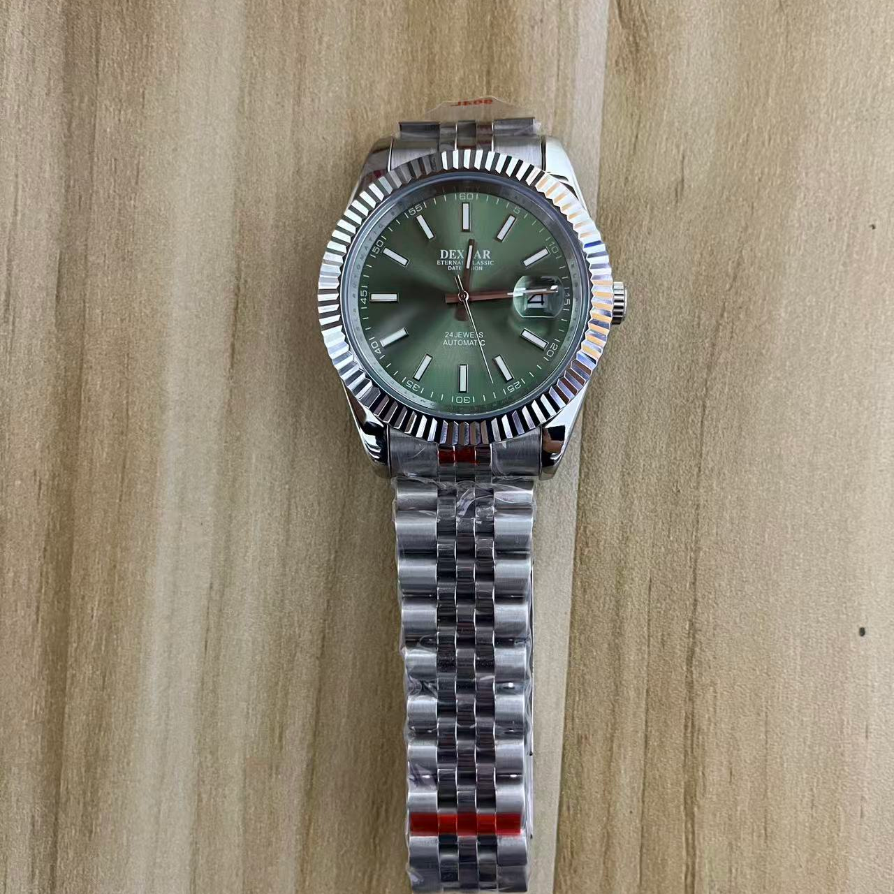 经典库存机械腕表（110-300）