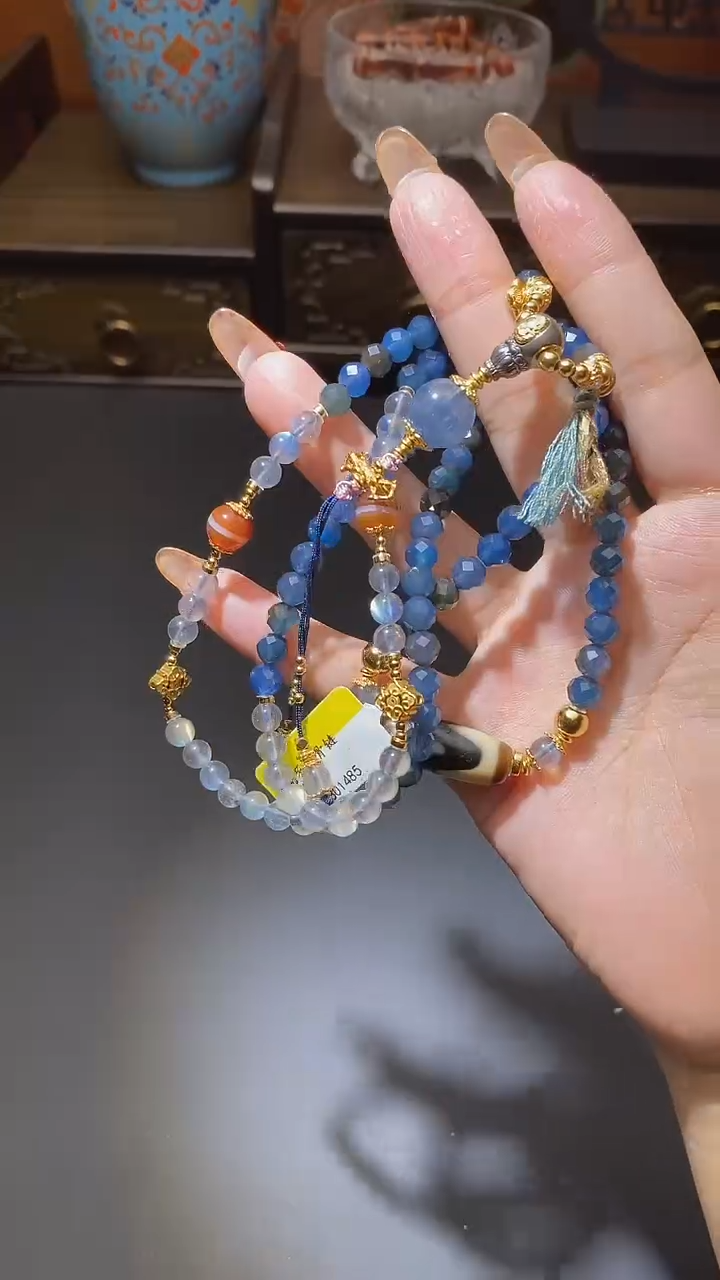 【闪购商品】玛瑙/玉髓颈饰银S925镶嵌Q31266牙牙多圈手串