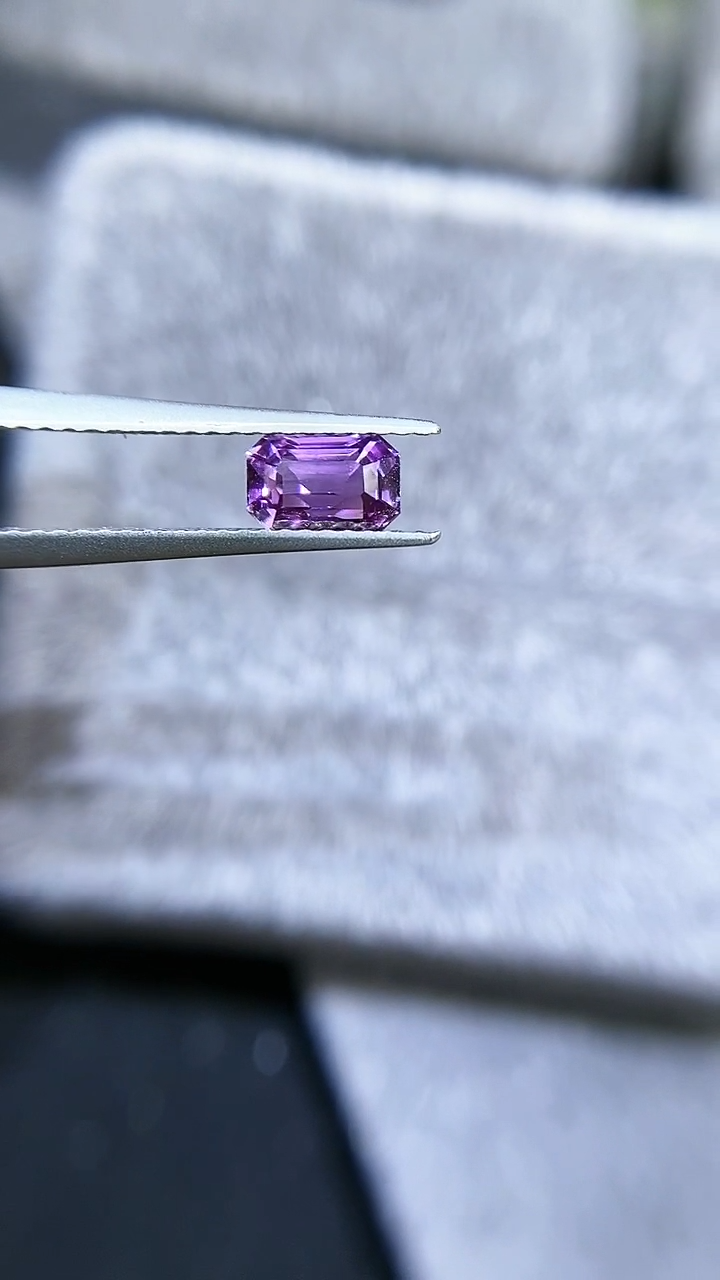 【闪购商品】定制蓝宝石定制未镶嵌1.085克拉天然无烧紫色