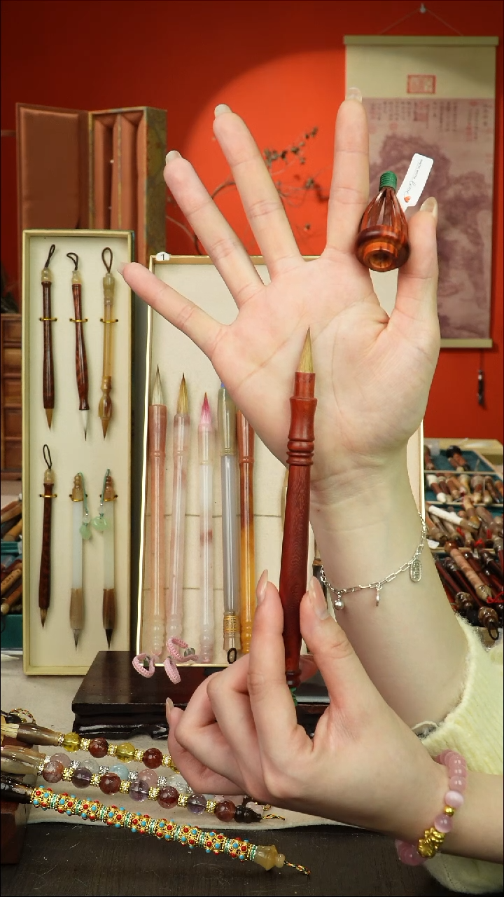 311号闪孤品高货毛笔链接 清水试笔 蘸墨不退