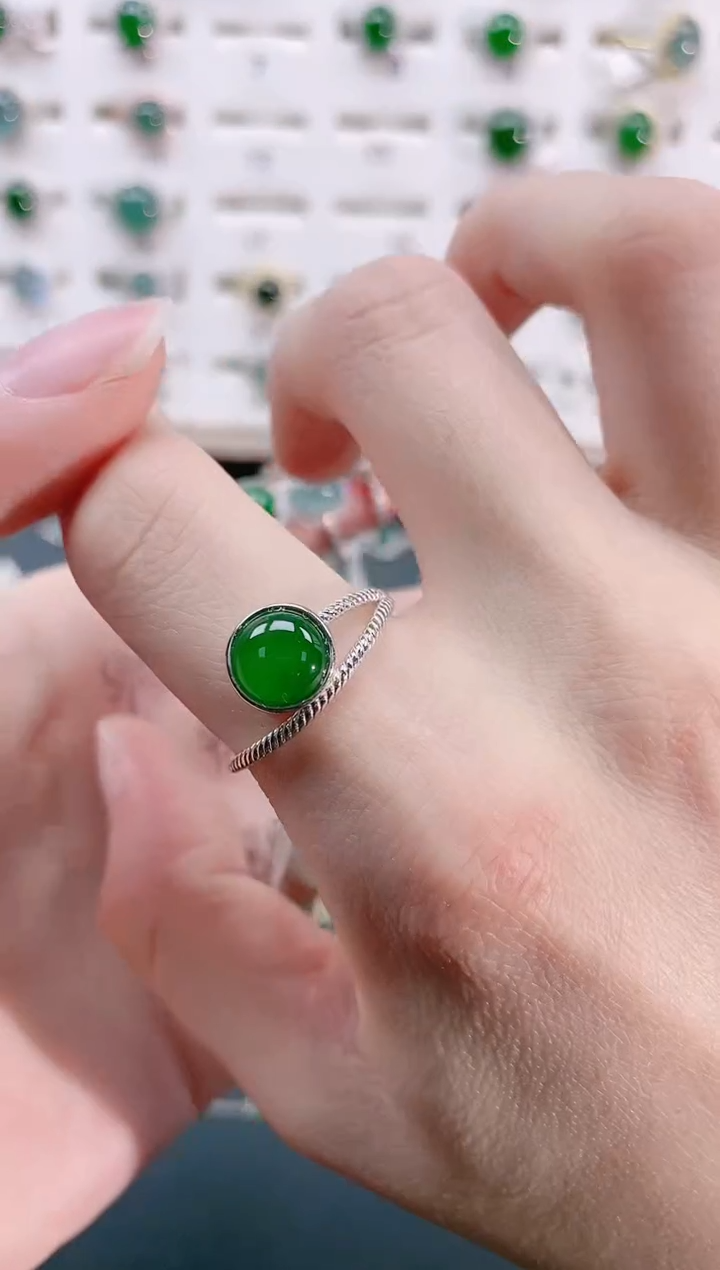 【闪购商品】翡翠戒指银S925镶嵌天然翡翠