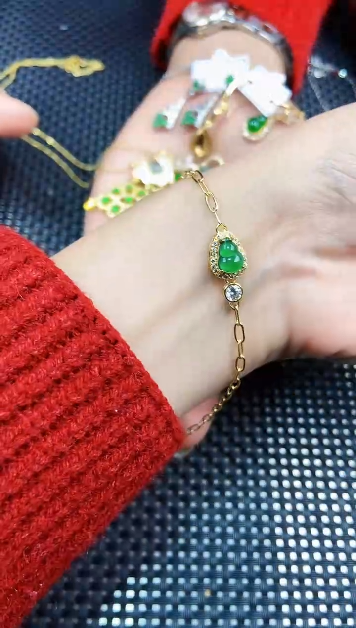 【闪购商品】翡翠手链未镶嵌111111111