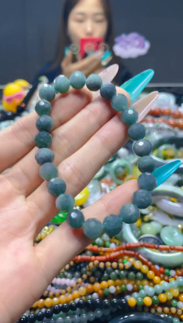 翡翠未镶嵌颈饰8MM/P/翡翠A货，一件也是批发价