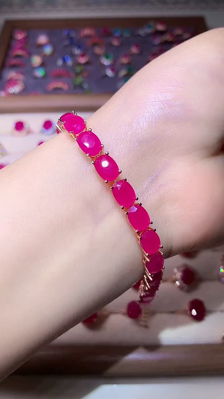 【闪购商品】红宝石手链银S925镶嵌000