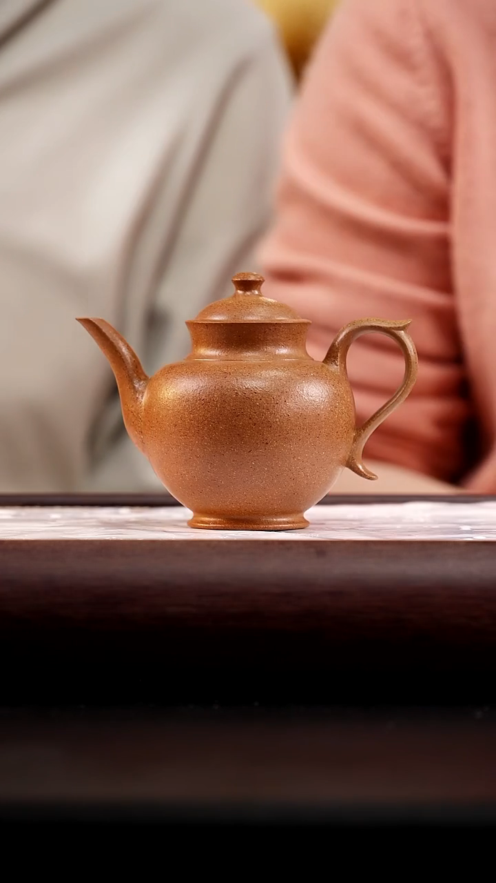 48 宝山七彩黄降坡承露230cc