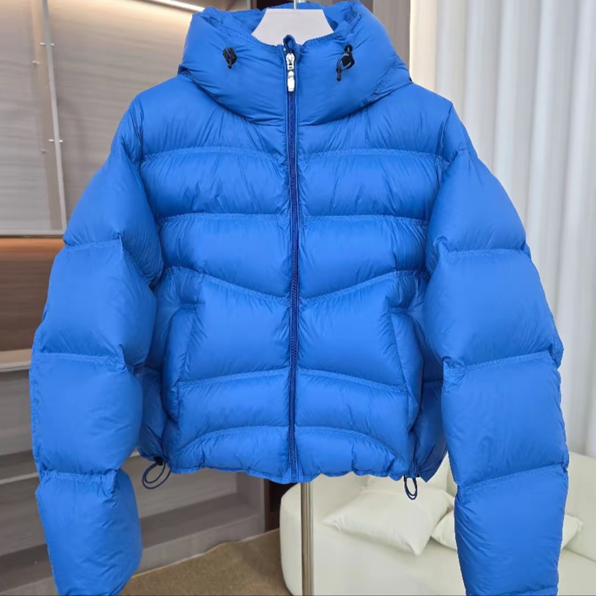 明星同款泡芙蓬松舒适25新款羽绒服女短款小个子面包服保暖外套K