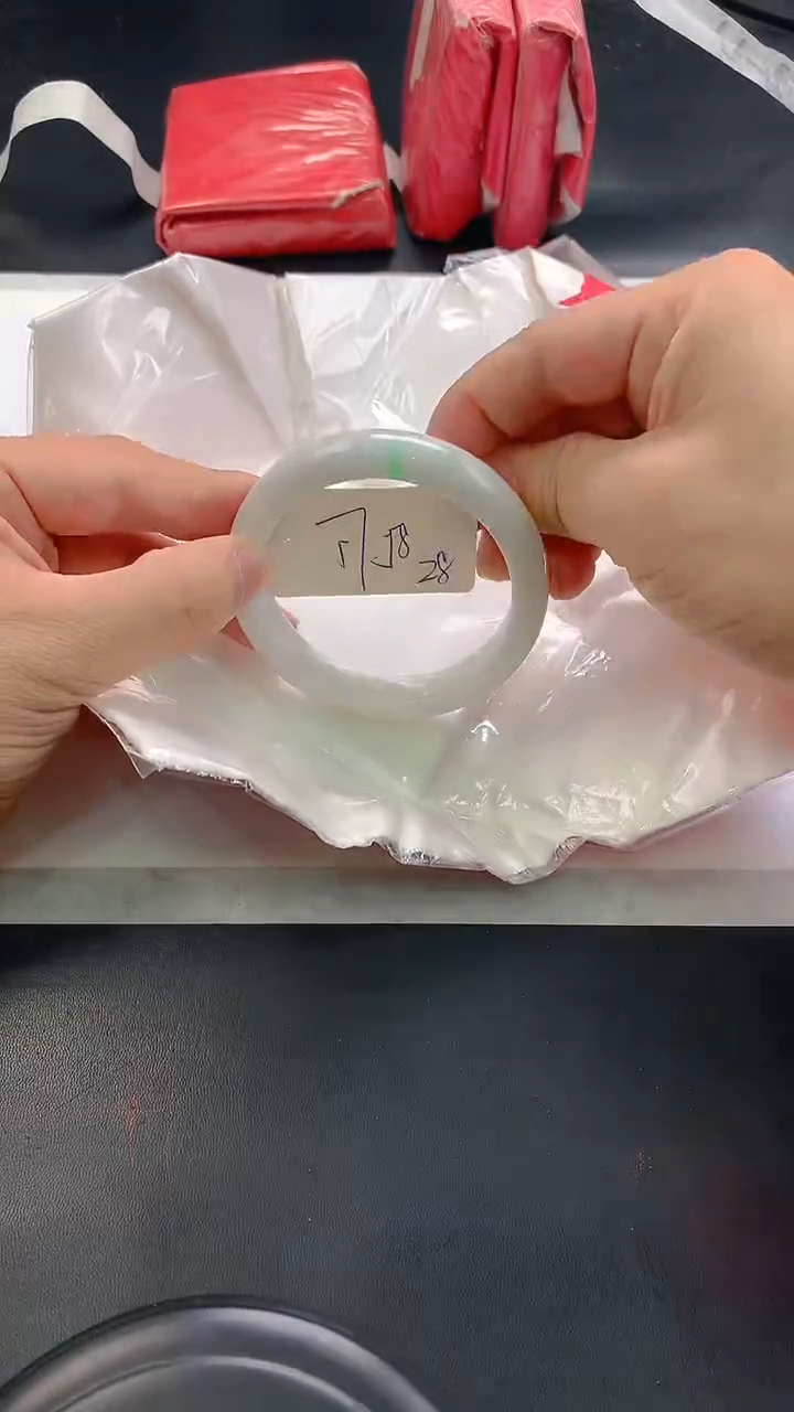 未镶嵌手镯翡翠28