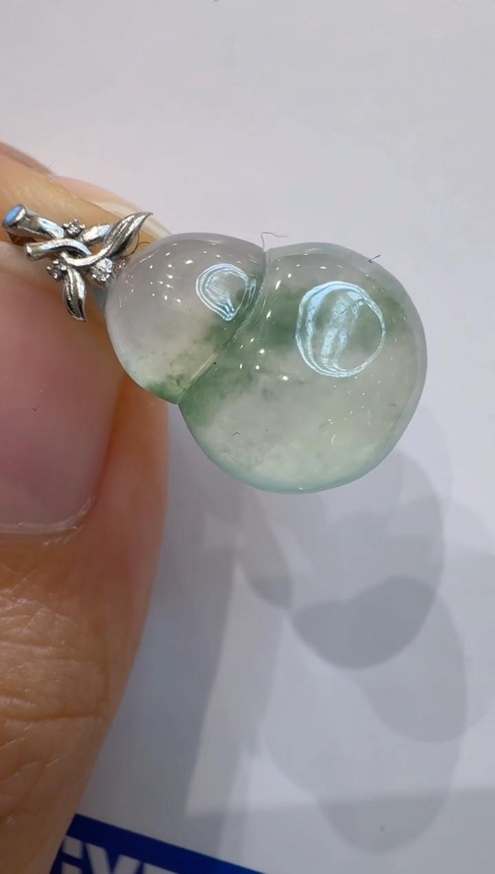 吊坠(不含链)18K金镶嵌翡翠多样性团购发一件