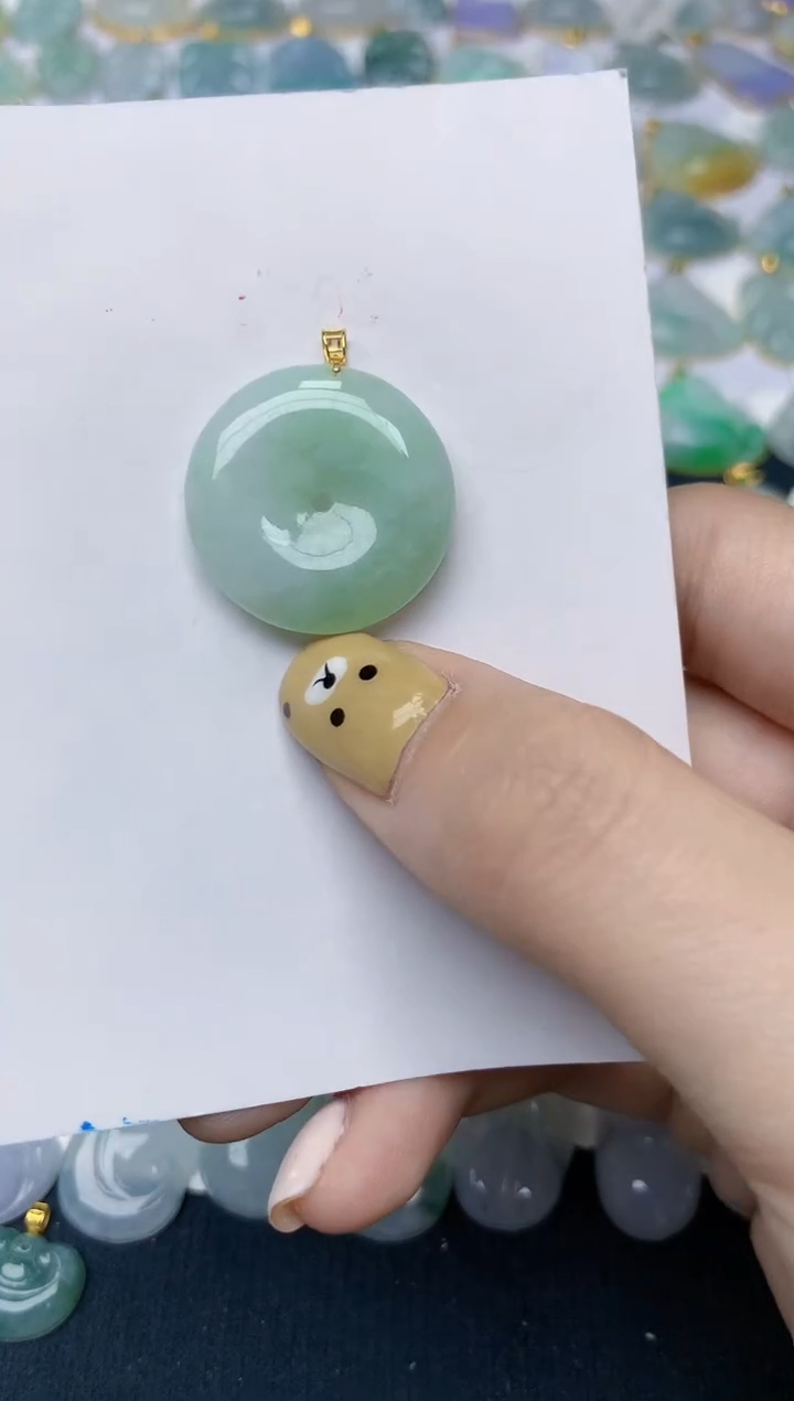 翡翠18K金镶嵌颈饰天然翡翠A货