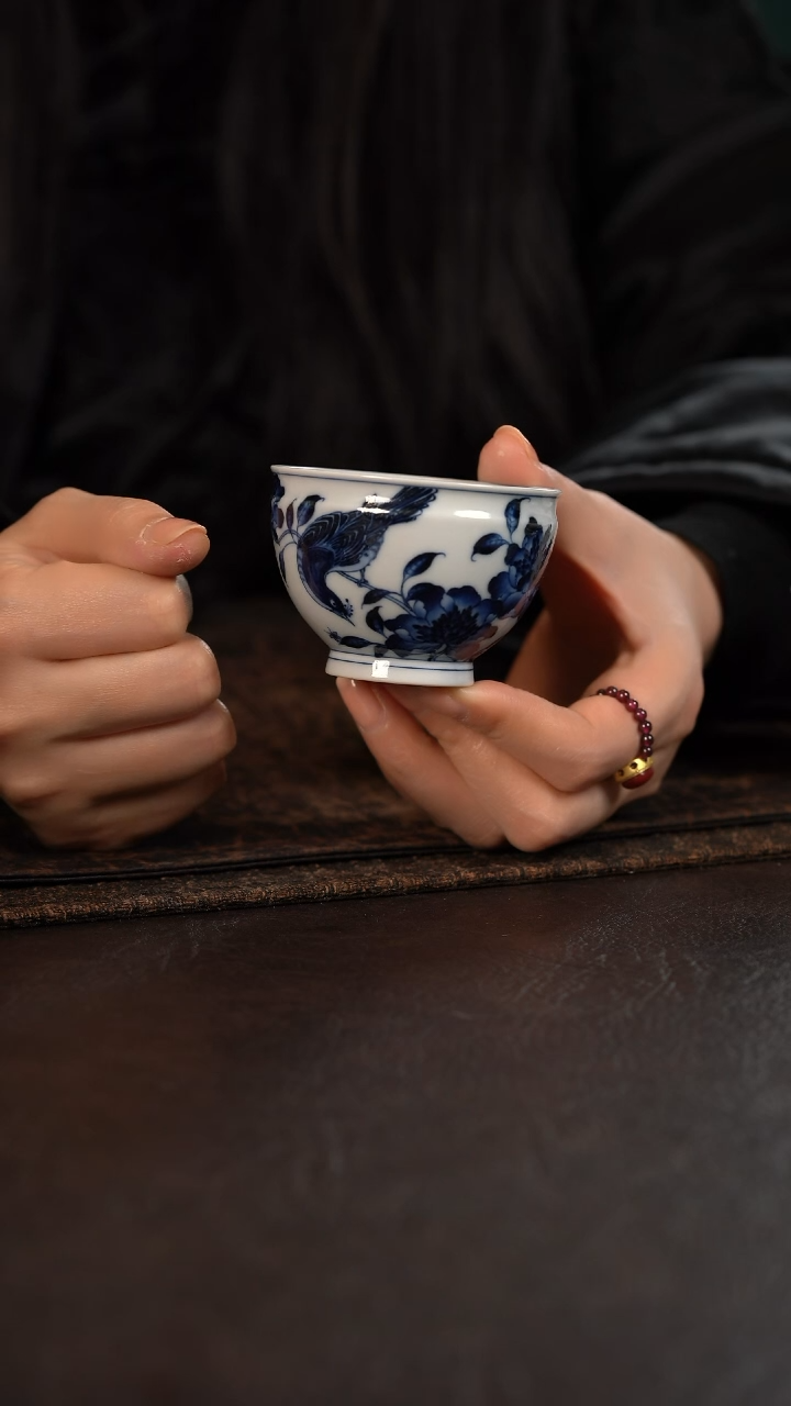 【闪购商品】杯洪印慕明芍药巴哥束口杯