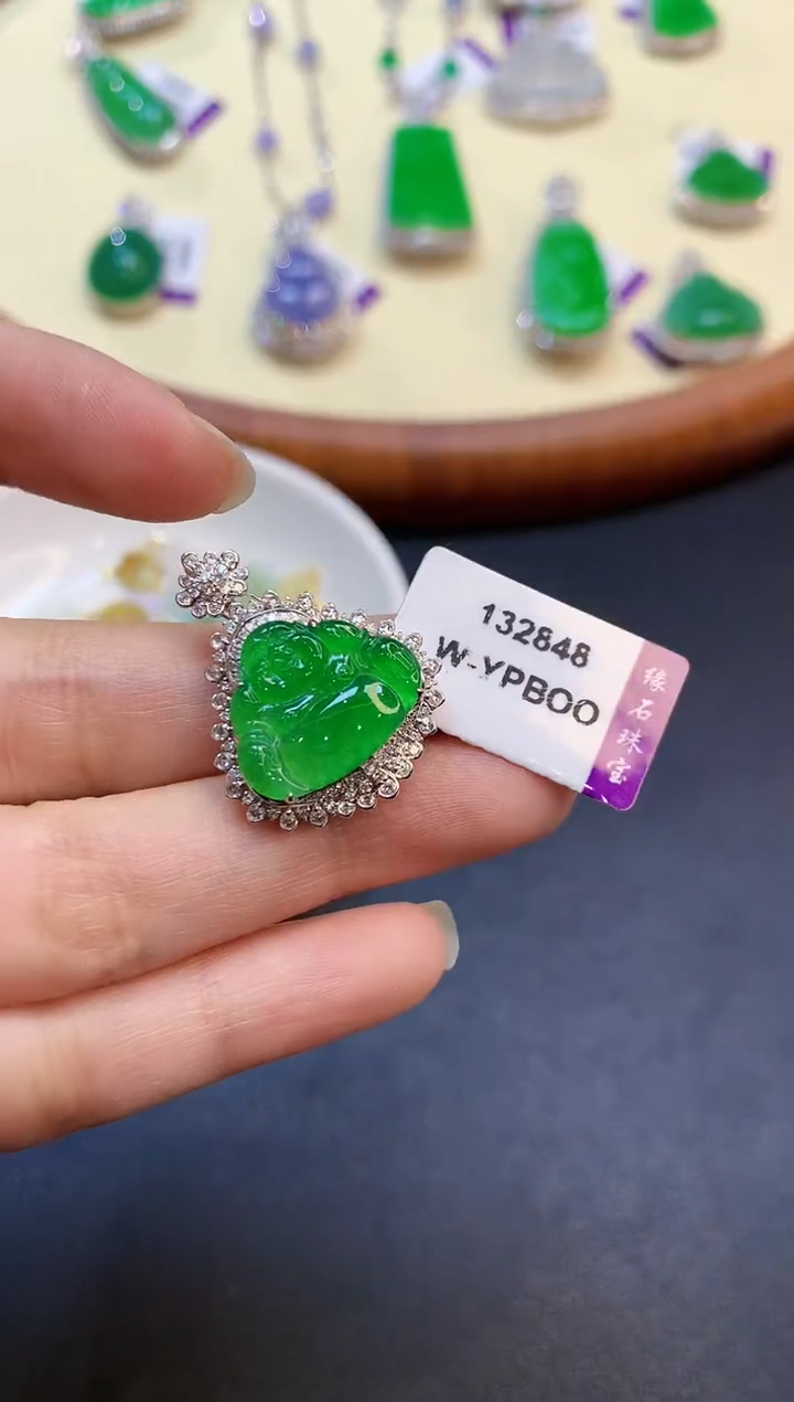 【闪购商品】翡翠吊坠(不含链)18K金镶嵌多样性发一件3333