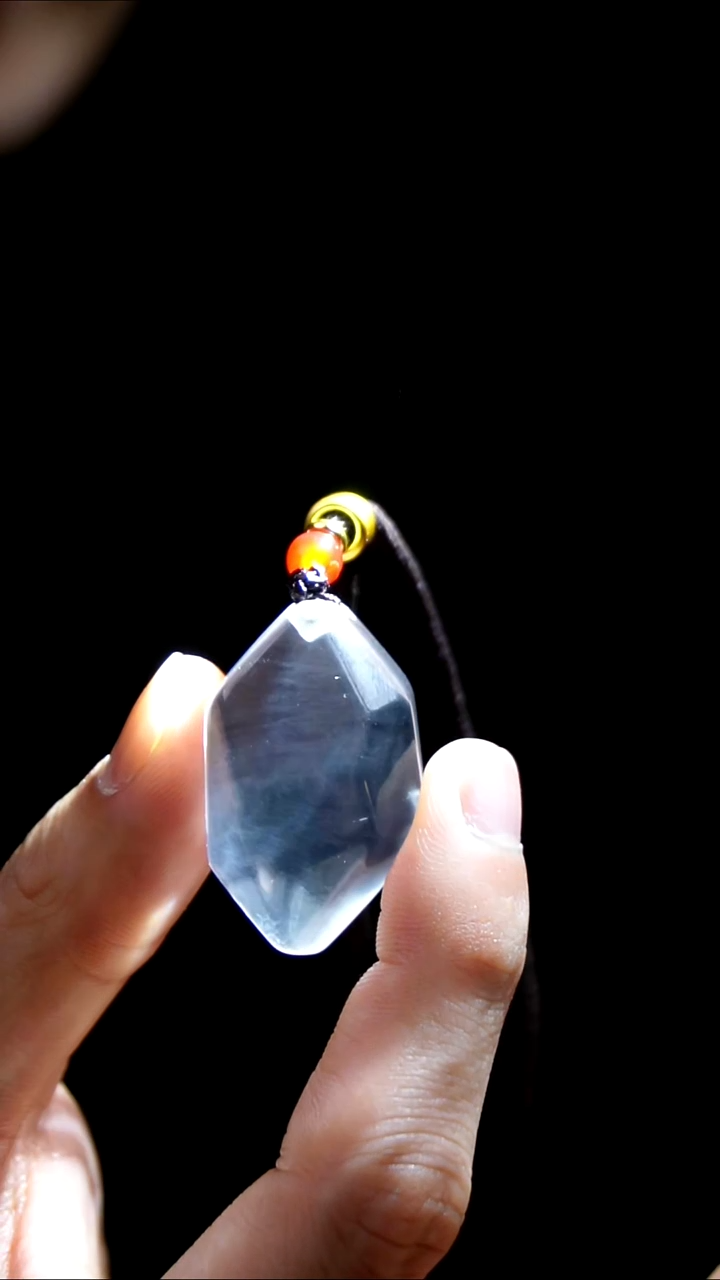 吊坠(赠链)未镶嵌水晶水晶