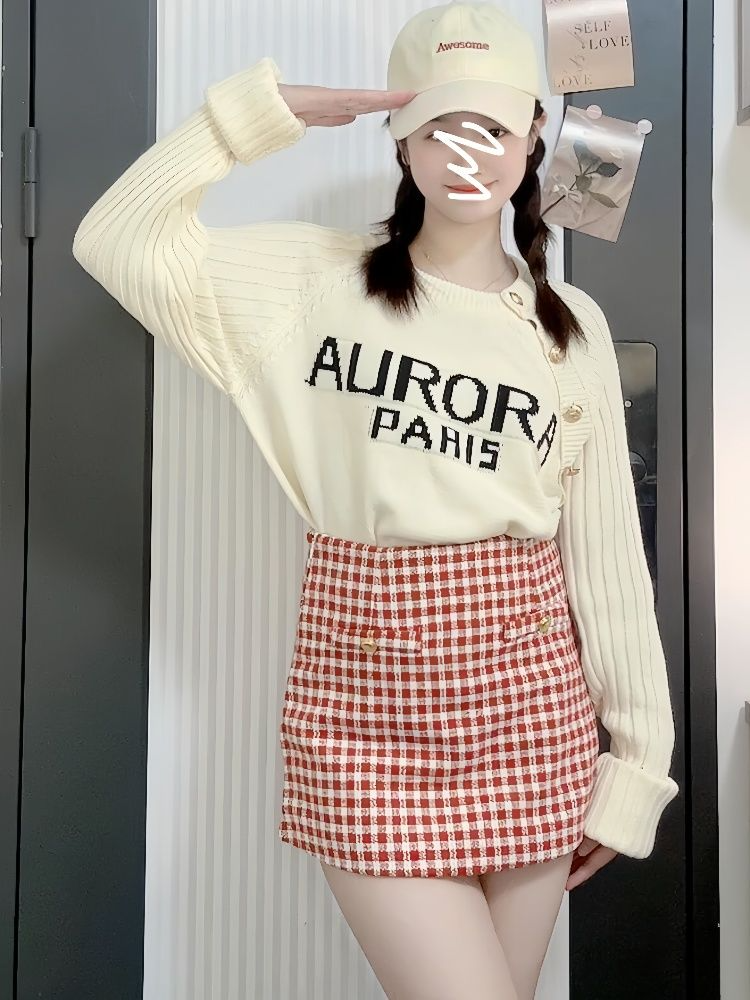 网红甜美设计感小香风女秋冬新款字母针织衫毛衣长袖格子短裙套装