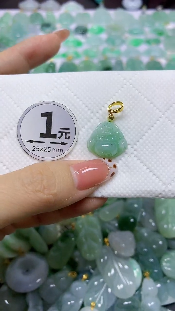 颈饰未镶嵌翡翠天然翡翠A货