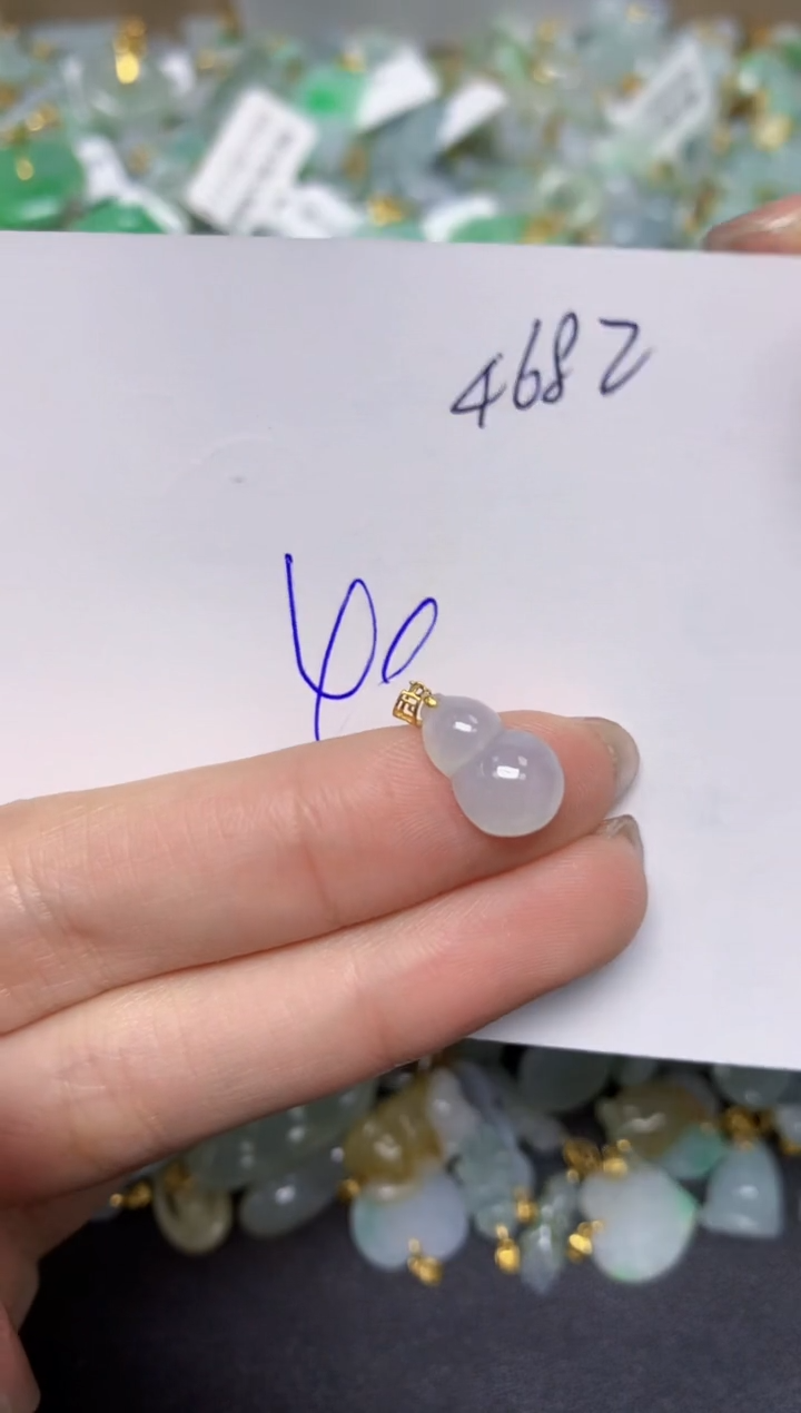 【闪购商品】翡翠颈饰18K金镶嵌天然翡翠A货