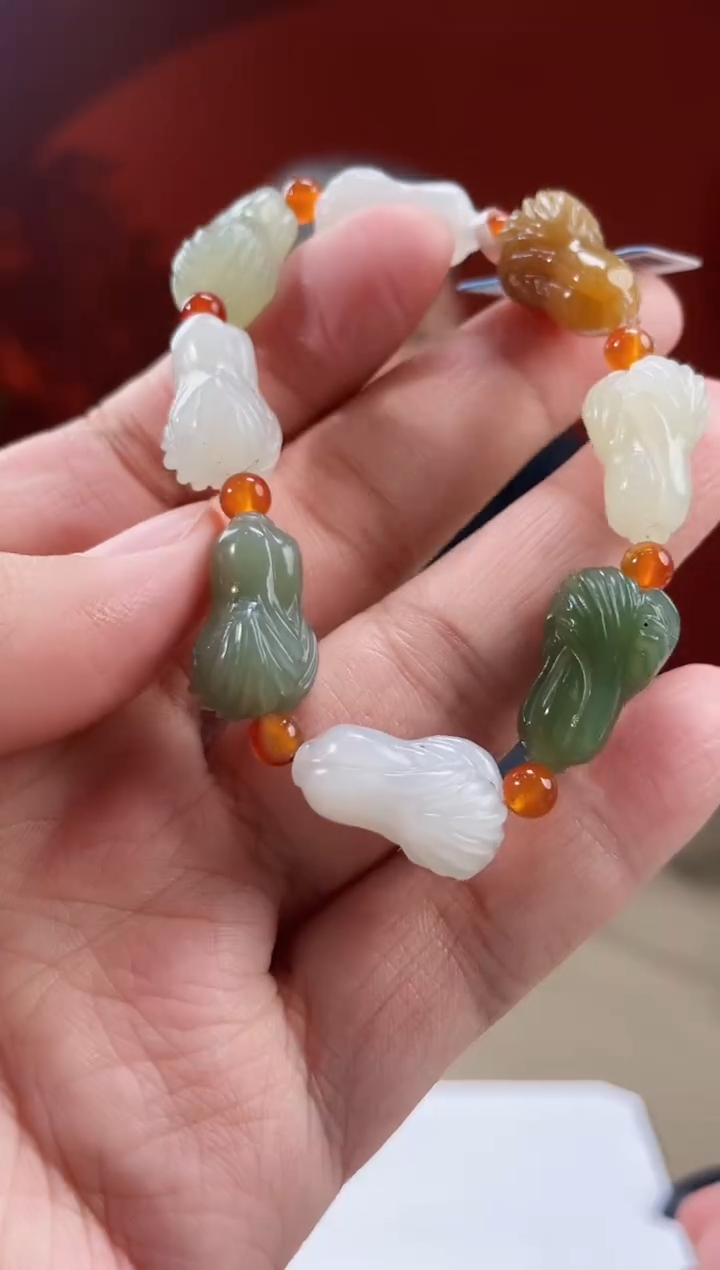 【闪购商品】定制和田玉多样性发货拍一发一06069