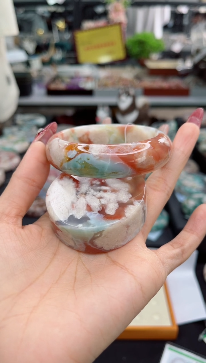 【闪购商品】石英质玉手镯未镶嵌55圈口（赠品镯心）4S589627