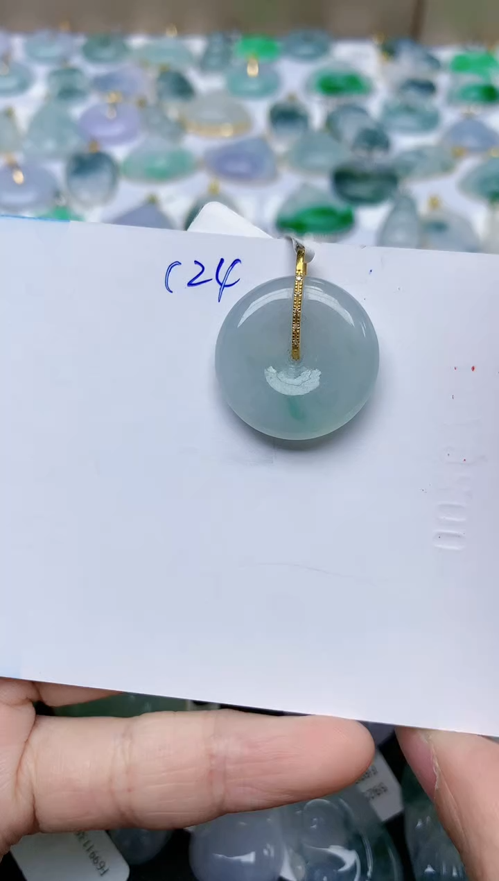 【闪购商品】翡翠颈饰18K金镶嵌天然翡翠A货    