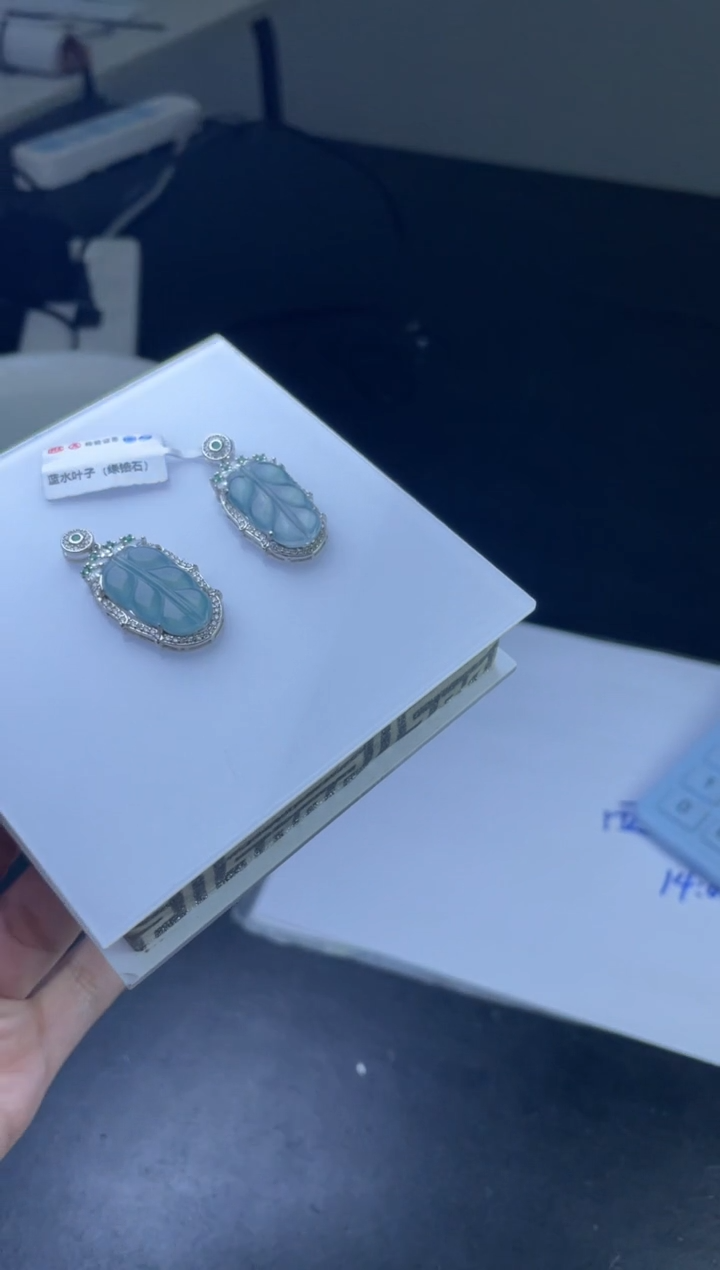 【闪购商品】翡翠吊坠(不含链)银S925镶嵌多样性发一件 A6