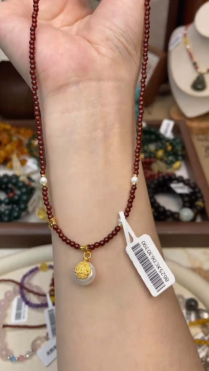 未镶嵌颈饰石榴石178