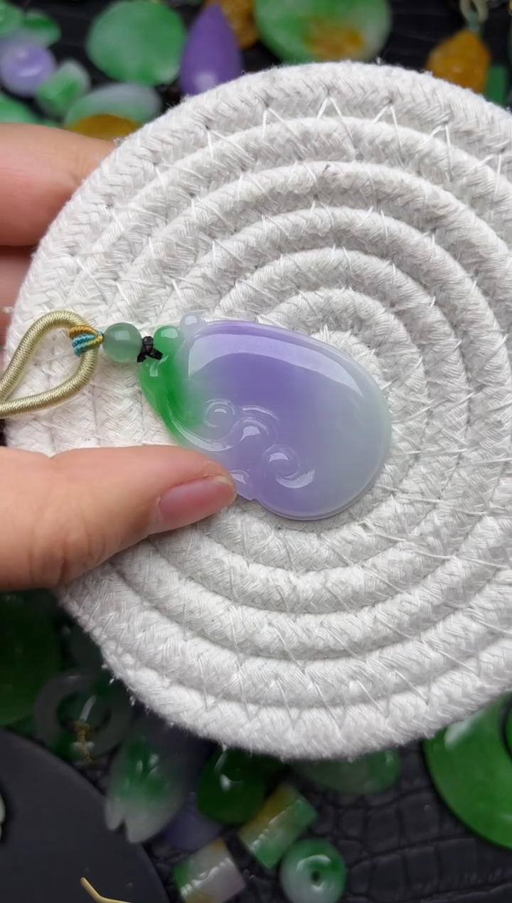 颈饰未镶嵌翡翠缅甸翡翠吊坠