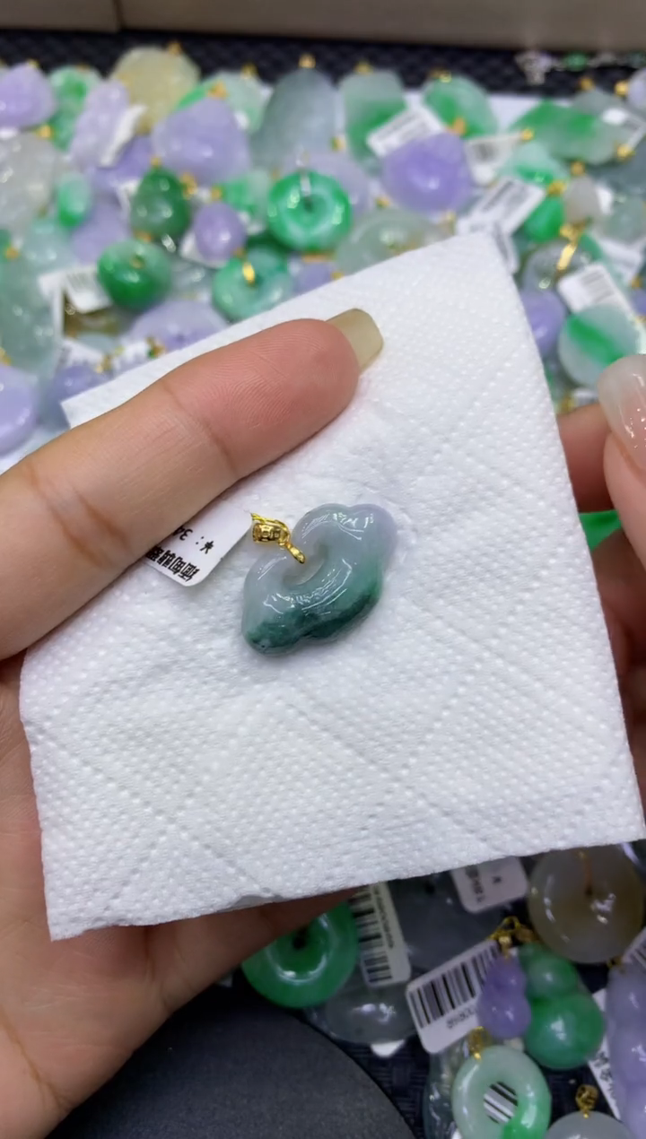 颈饰未镶嵌翡翠天然缅甸A货翡翠