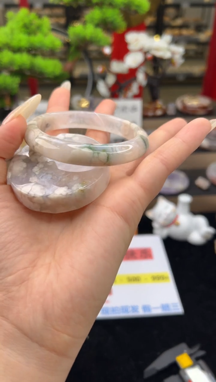 【闪购商品】石英质玉手镯未镶嵌57圈口（赠送镯心）62164