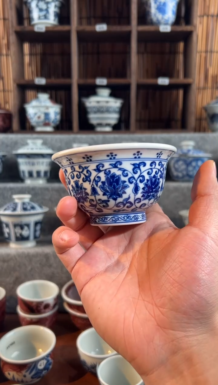 【闪购商品】a161天禄言瓷压手·缠枝莲