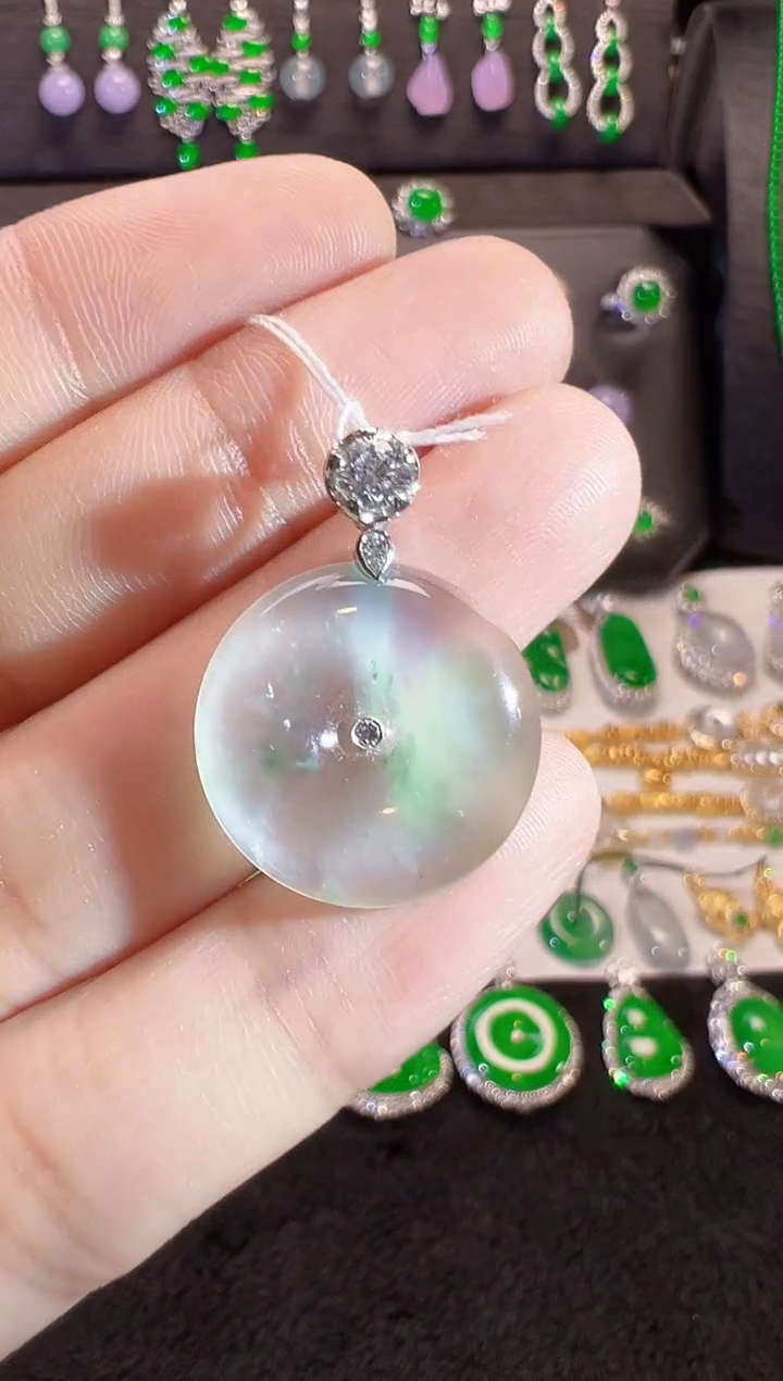 翡翠18K金镶嵌吊坠(不含链)高冰玻璃种平安扣吊坠