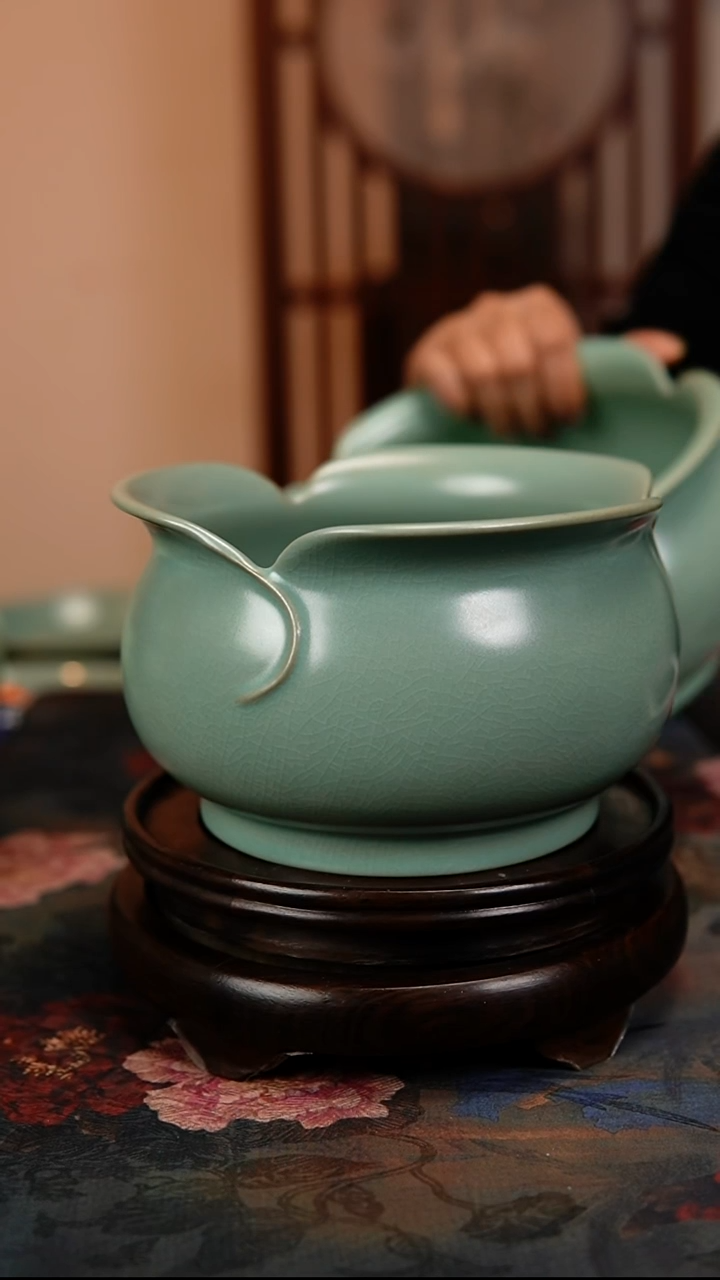 瓷片原产地原矿釉汝瓷